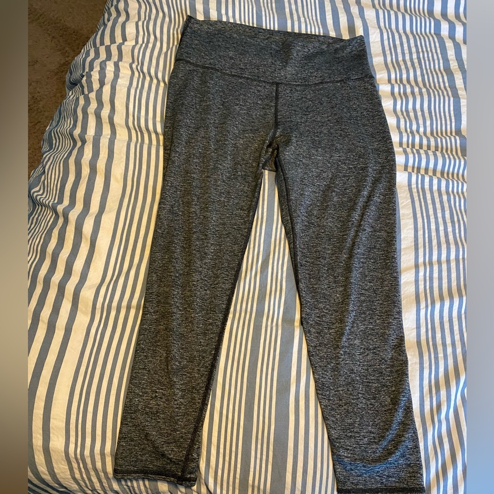 Black marbled leggings